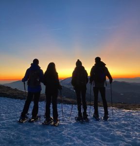 Posta de sol amb raquetes de neu a Tossa d'Alp -NaturActiva